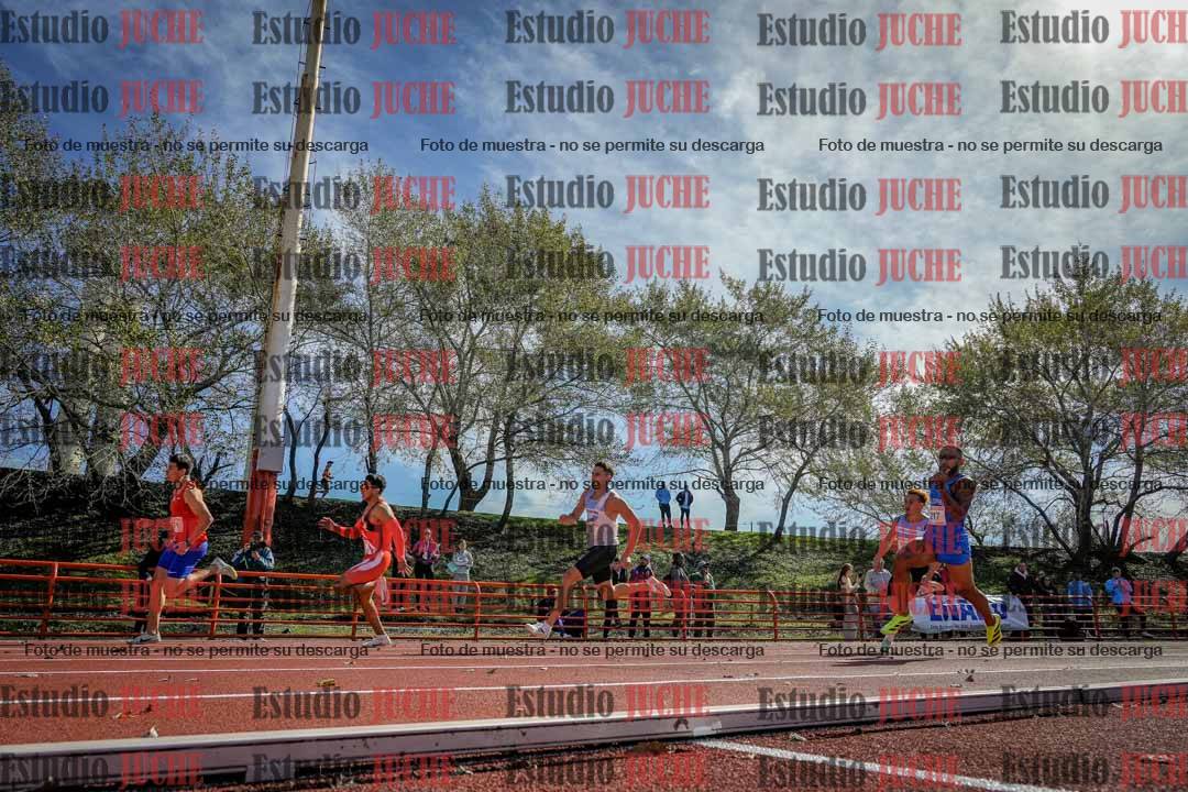 Fotos de los 200 m llanos de varones