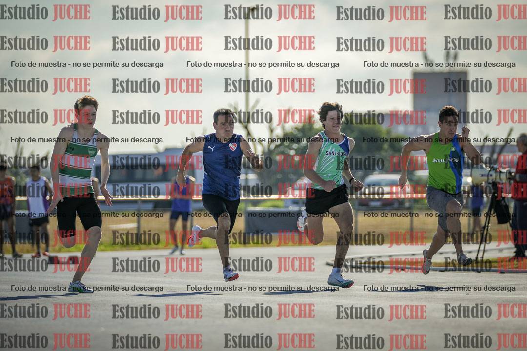 Fotos de los 100 m llanos de varones