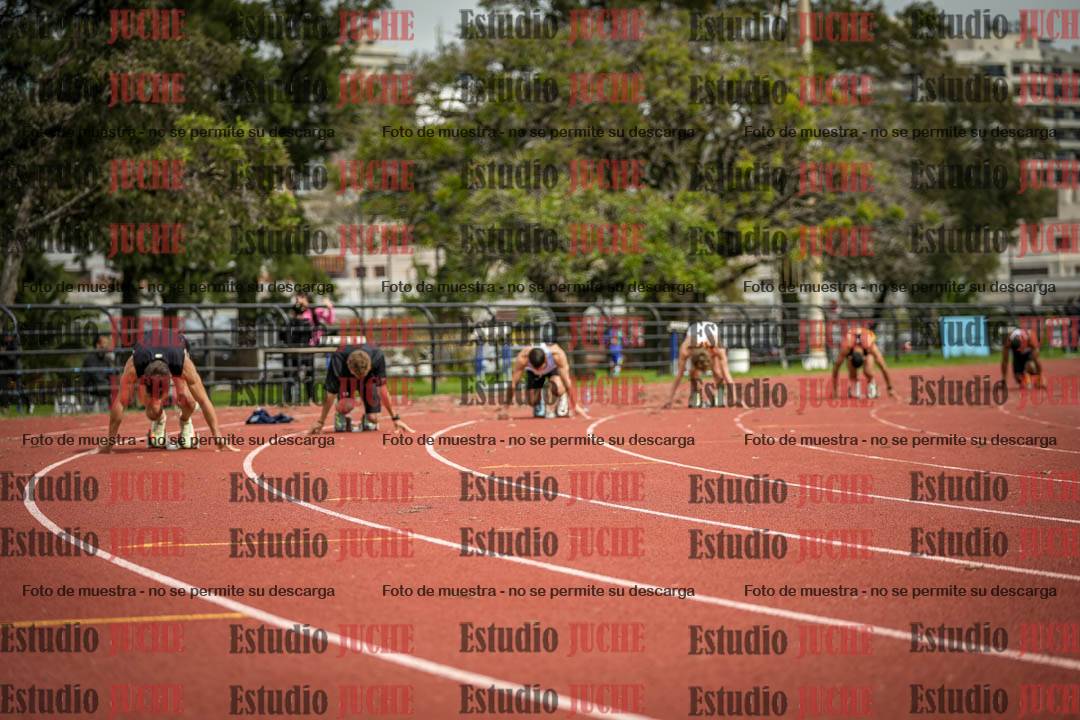 Fotos de los 200 m llanos de varones