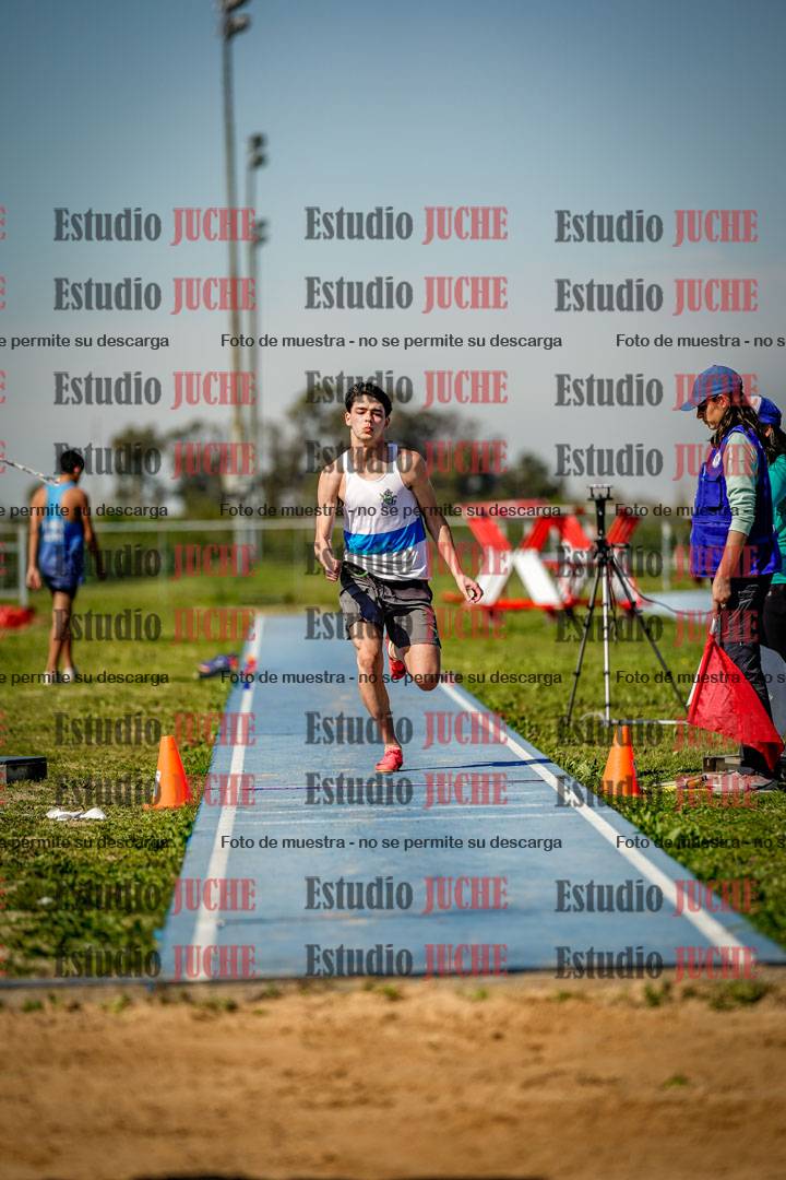Fotos del salto triple de varones