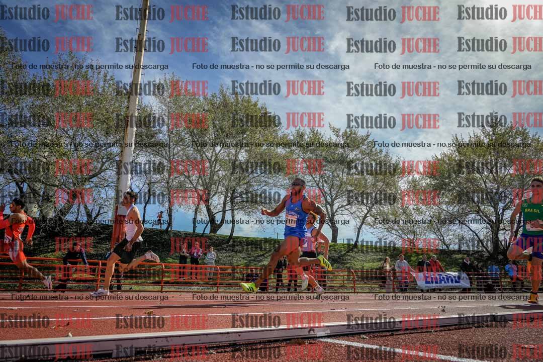 Fotos de los 200 m llanos de varones