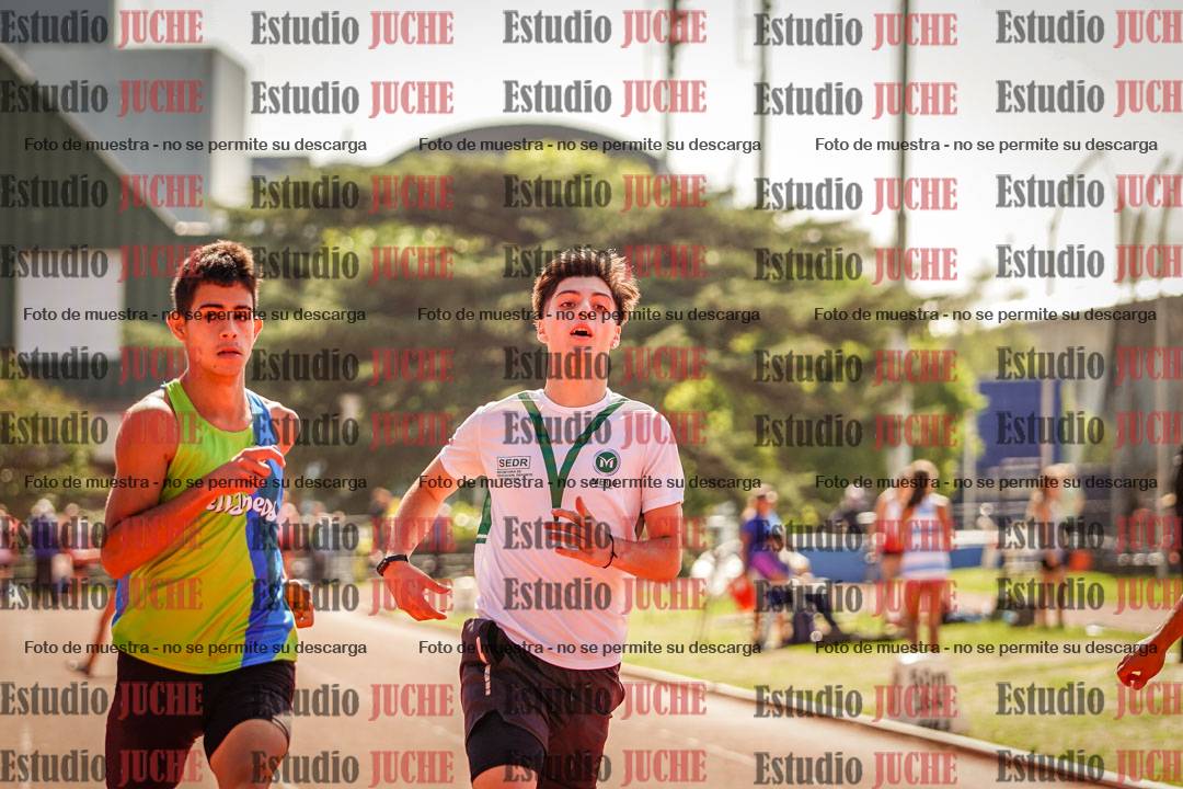 Fotos de los 100 m llanos de varones