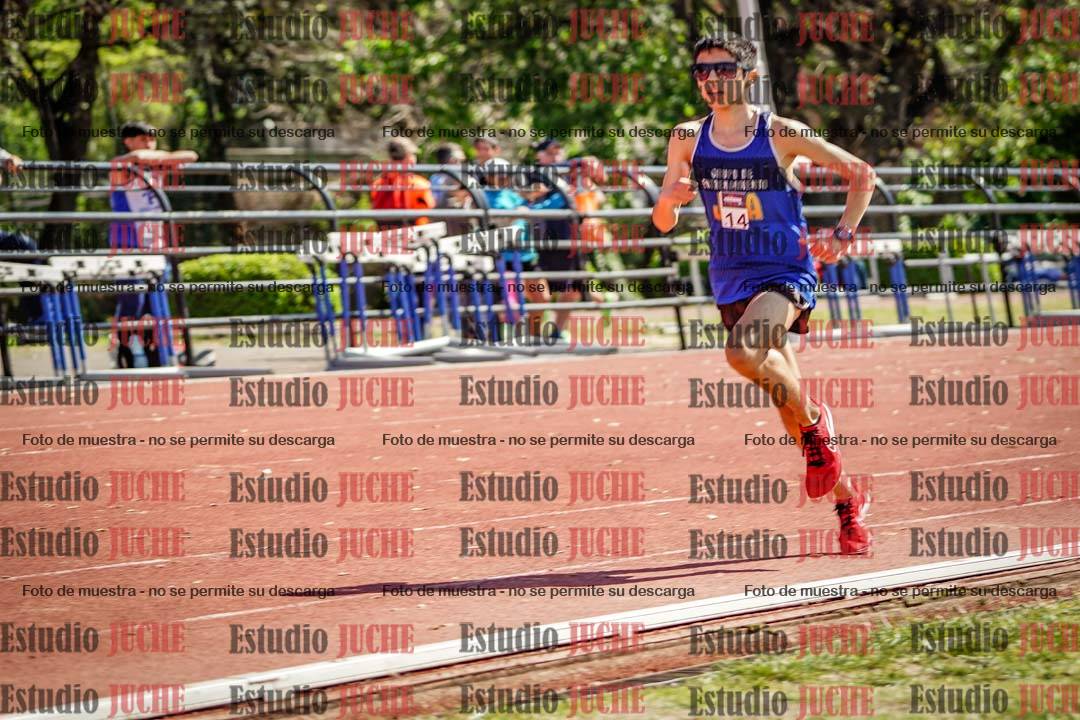 Fotos de los 2400 m de varones