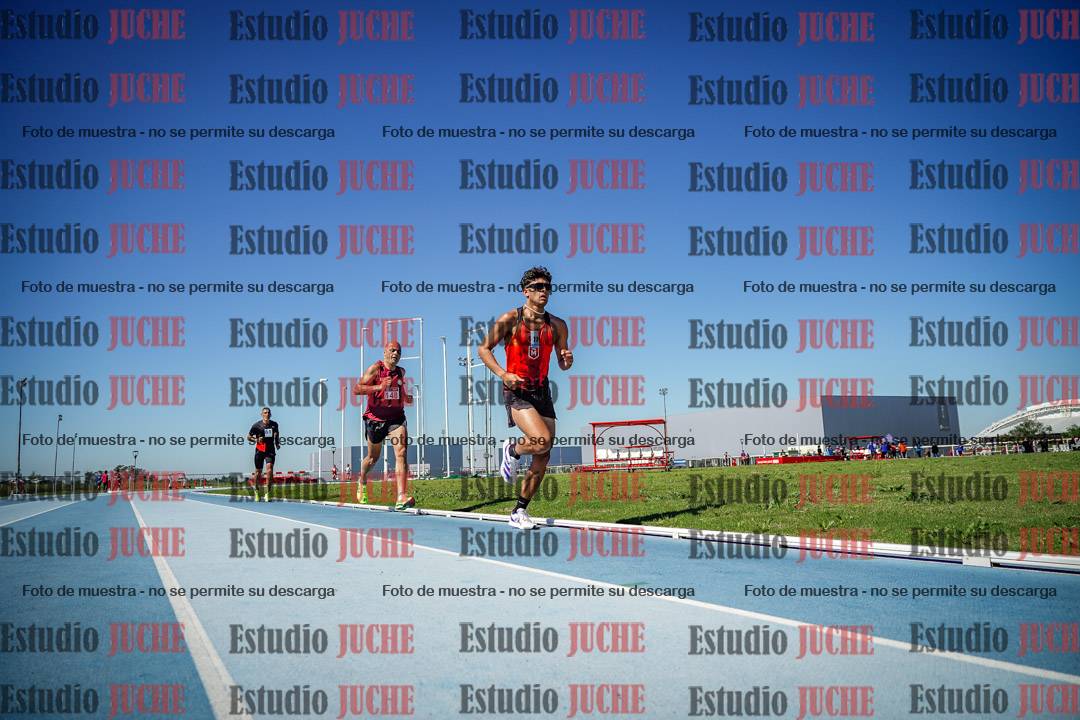 Fotos de los 5000 m de mujeres y varones - serie 2