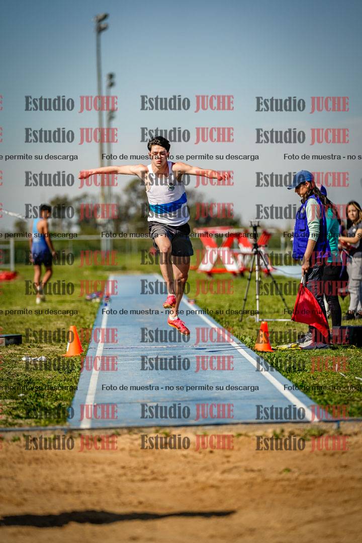 Fotos del salto triple de varones