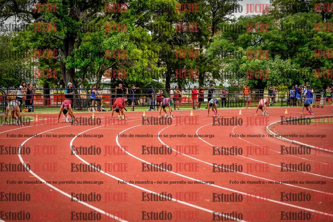 Fotos de los 200 m llanos de varones