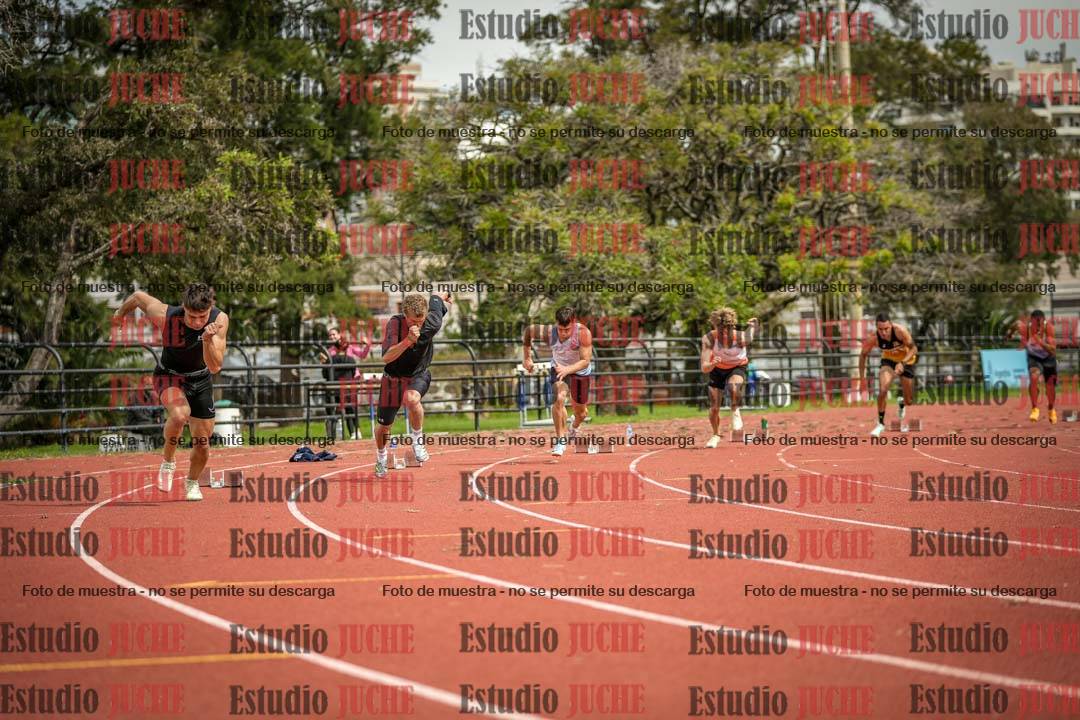 Fotos de los 200 m llanos de varones
