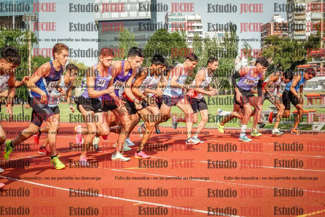 Fotos de los 3000 m llanos de varones
