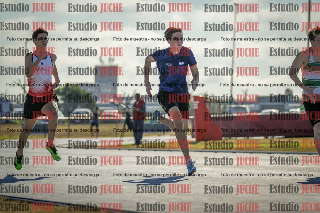 Fotos de los 100 m llanos de varones