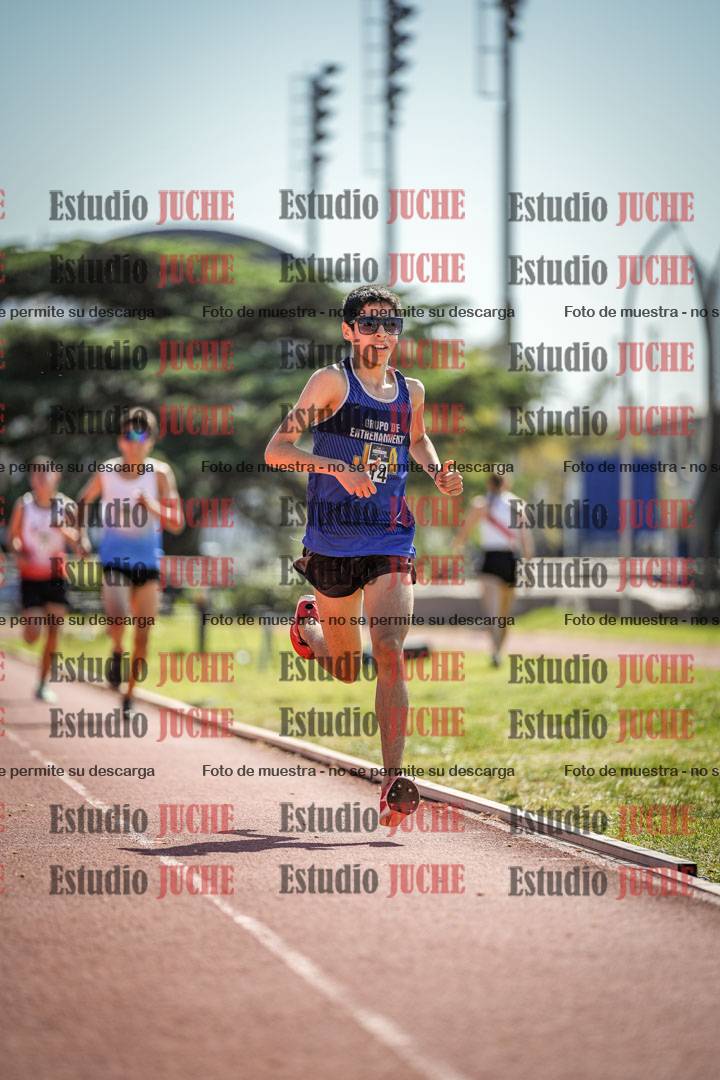 Fotos de los 2400 m de varones