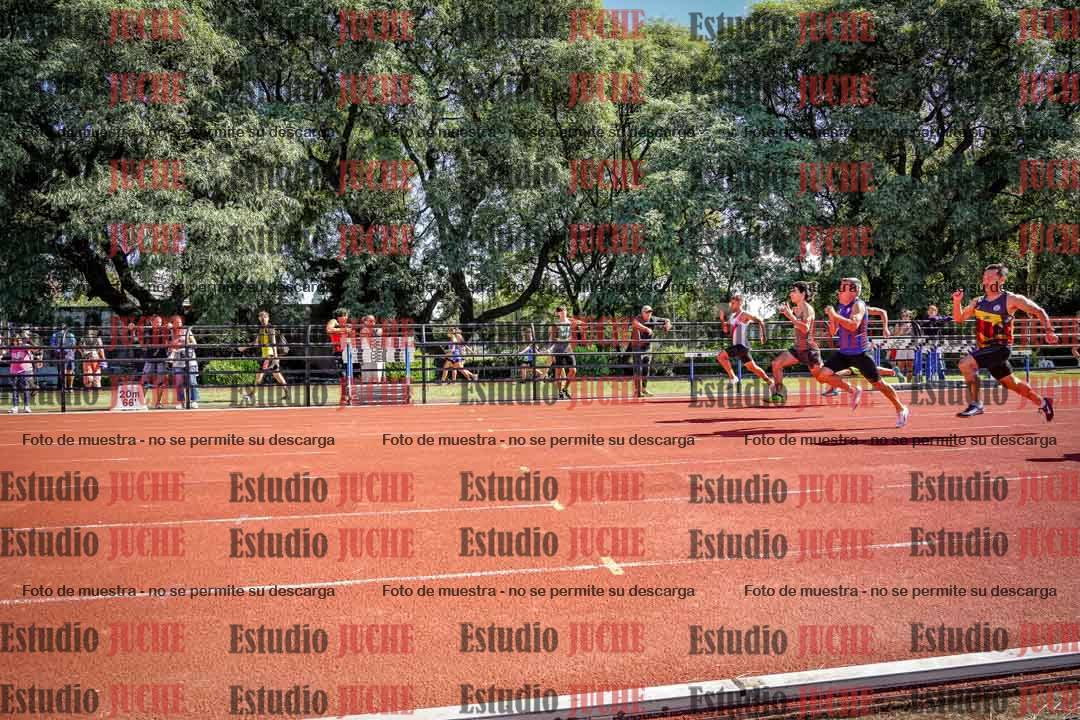 Fotos de los 100 m llanos de varones