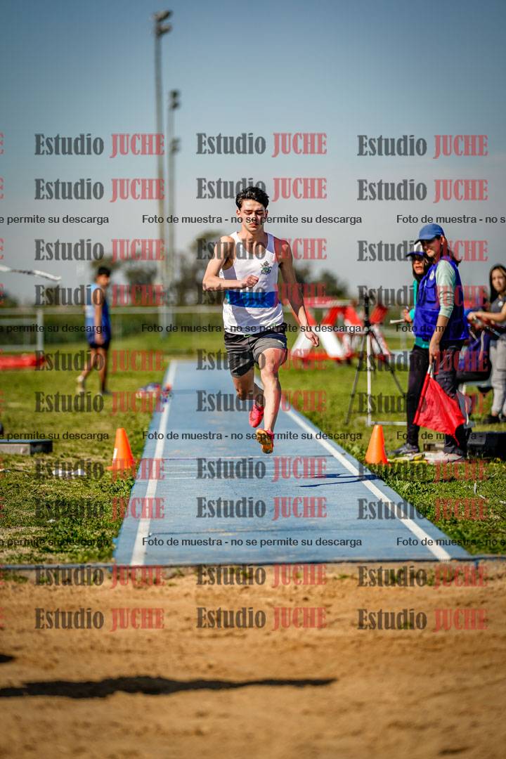Fotos del salto triple de varones
