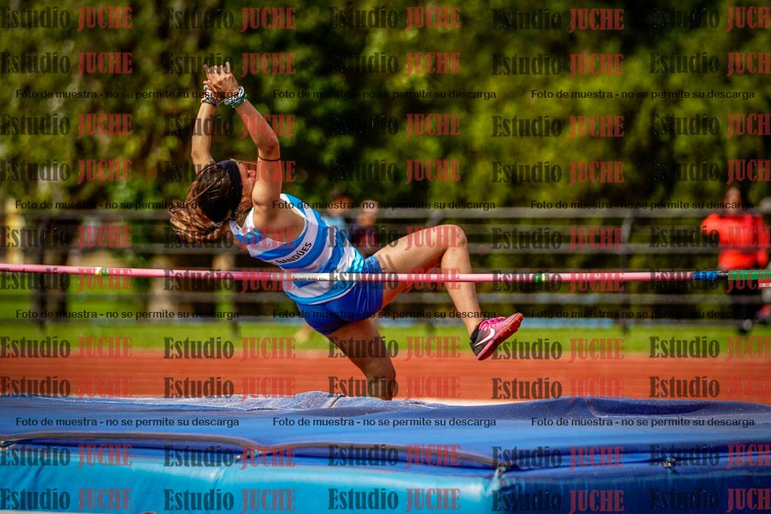 Fotos del salto en alto de mujeres - hexatlón 2