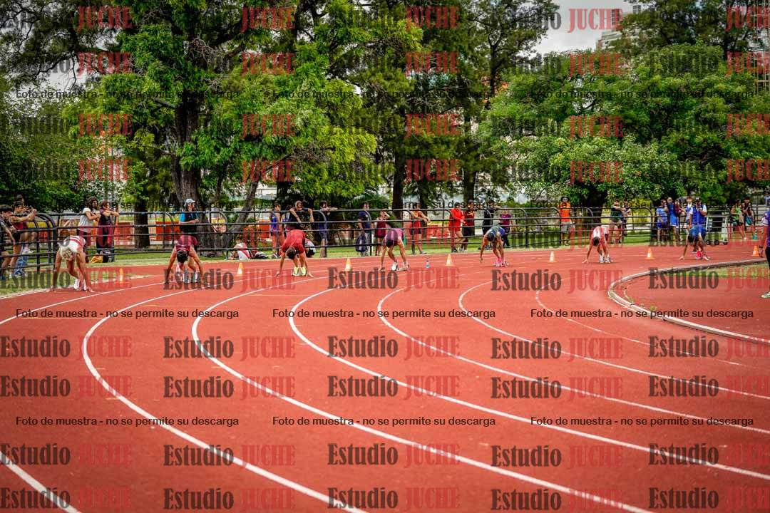 Fotos de los 200 m llanos de varones