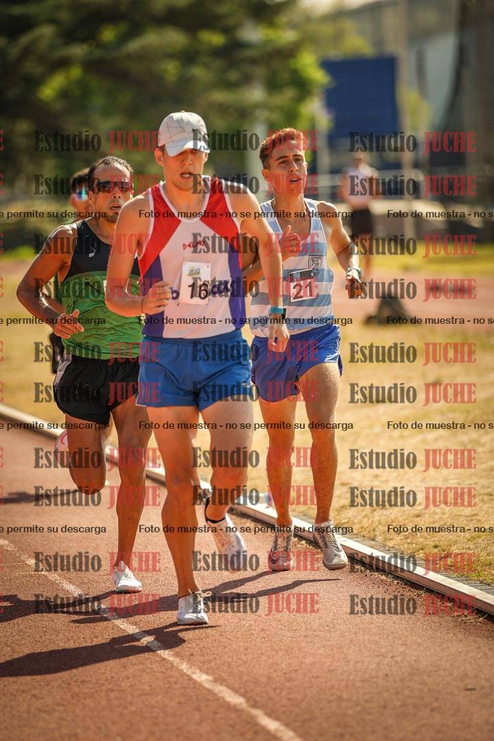 Fotos de los 3000 m llanos de varones