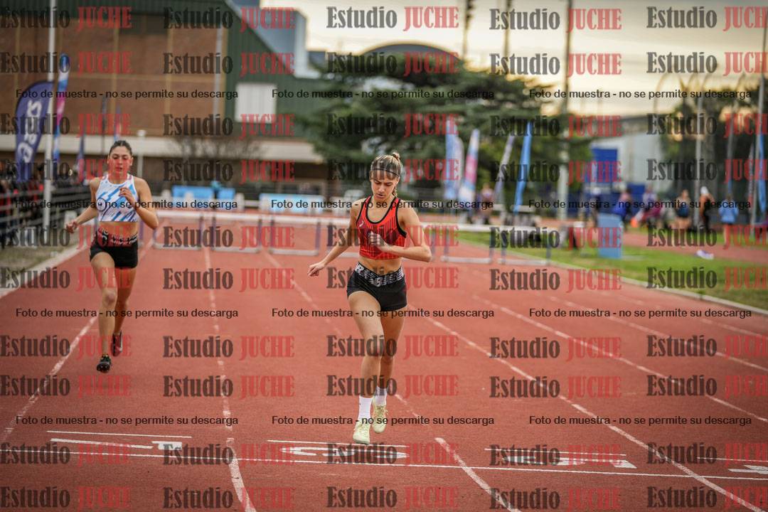 Fotos de los 400 m con vallas de mujeres