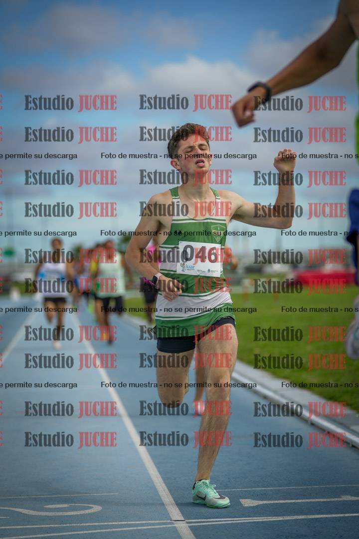 Fotos de los 1000 m llanos de varones