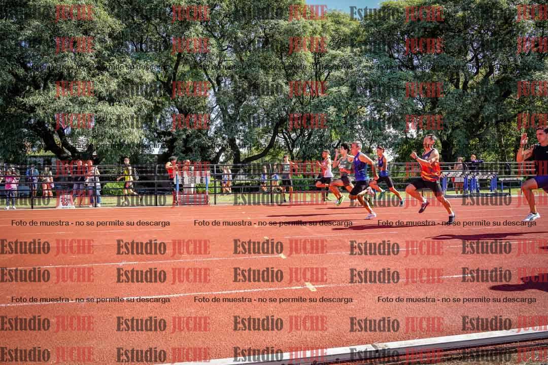 Fotos de los 100 m llanos de varones