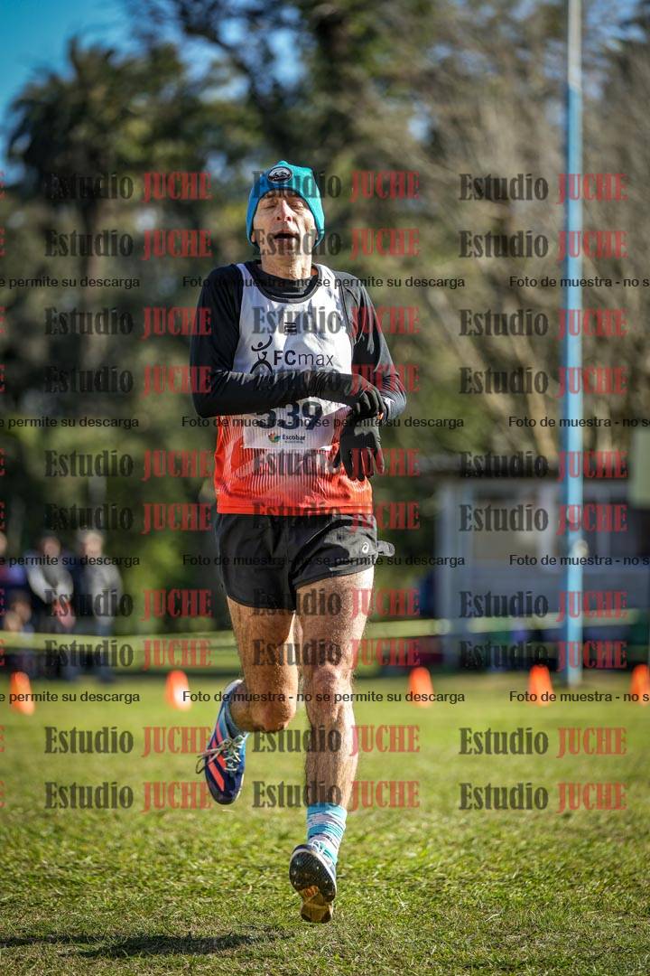 Fotos de la llegada del cross de 4000 m - varones