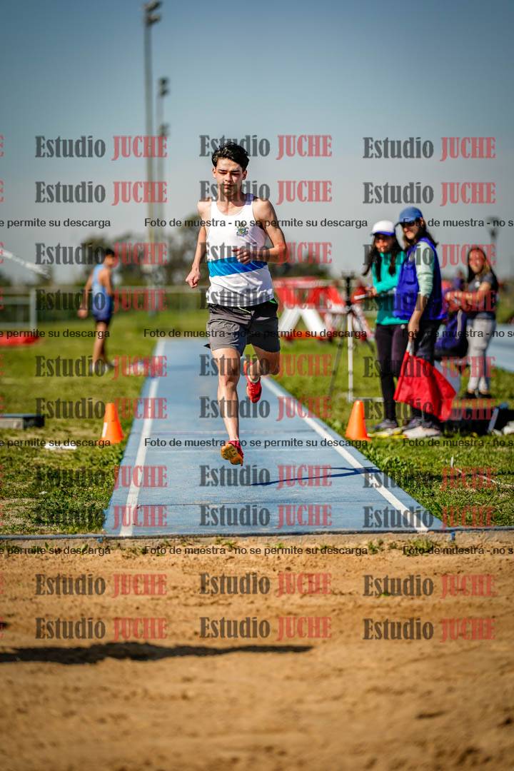 Fotos del salto triple de varones