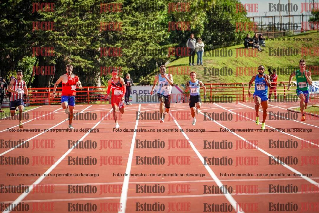 Fotos de los 200 m llanos de varones