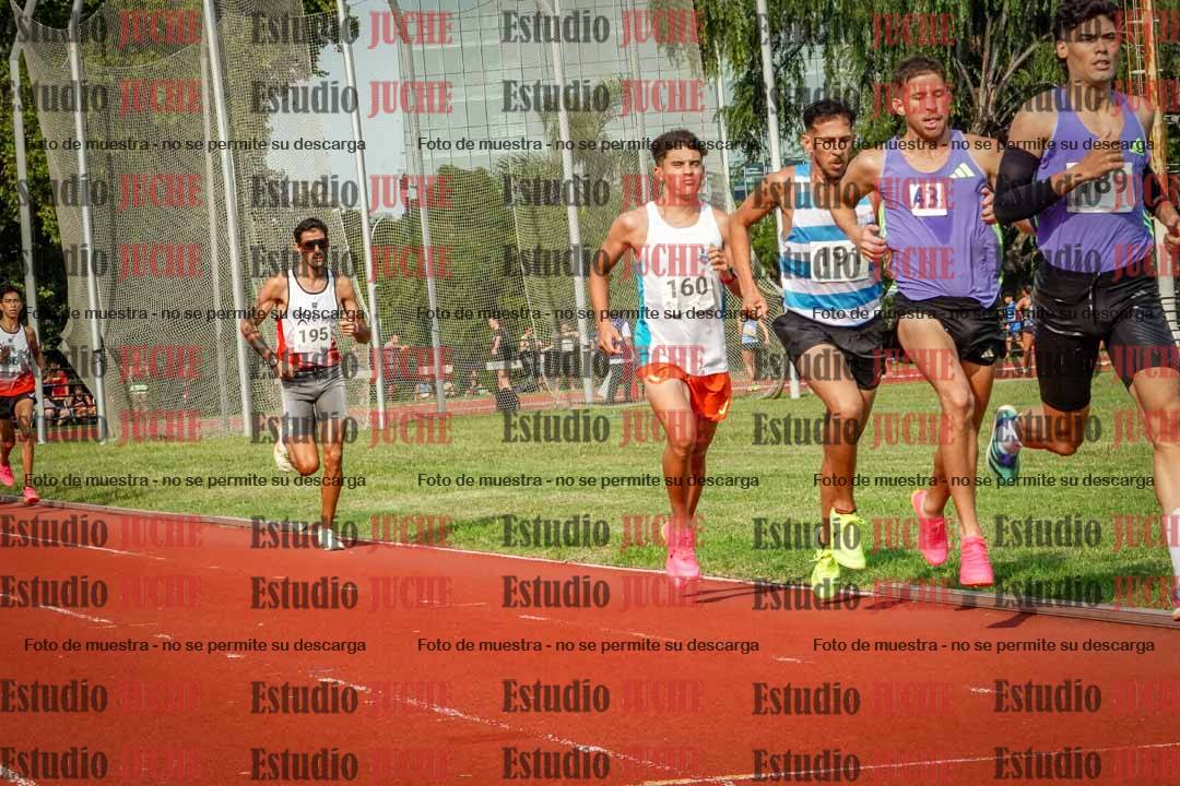 Fotos de los 3000 m llanos de varones