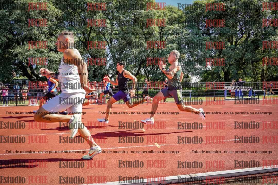 Fotos de los 100 m llanos de varones