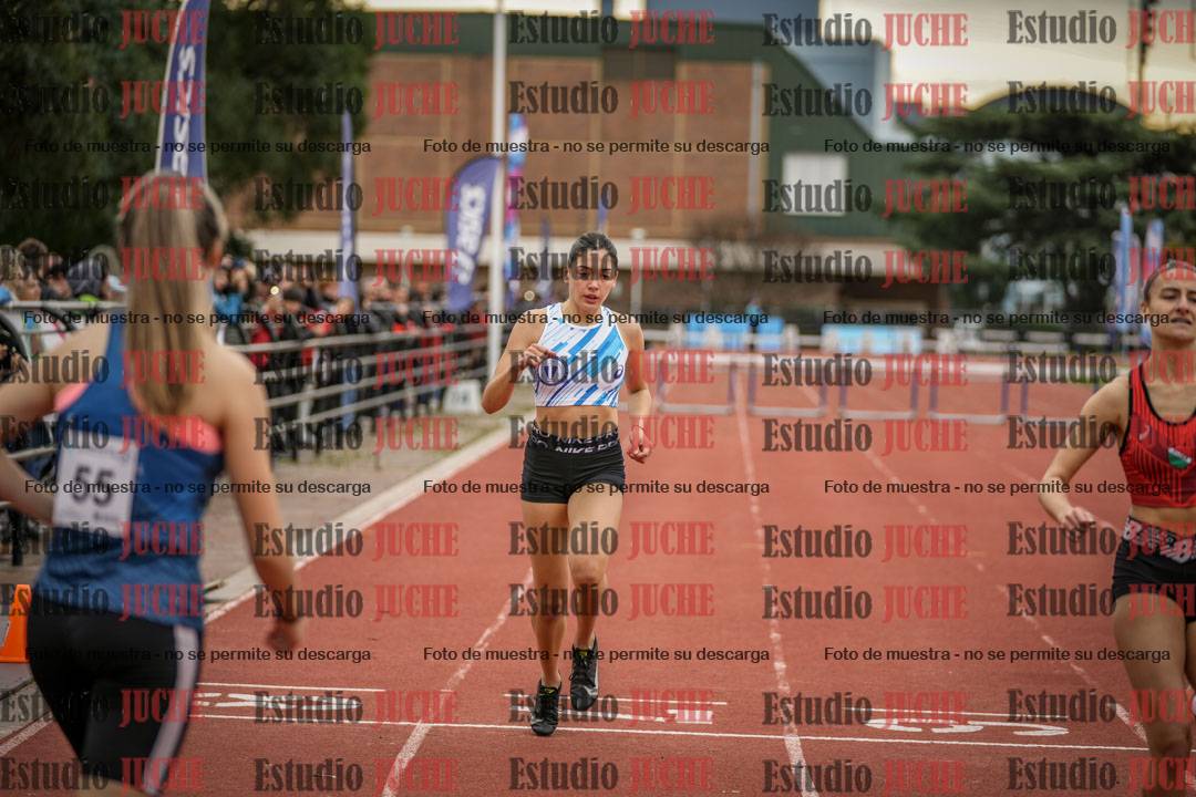 Fotos de los 400 m con vallas de mujeres