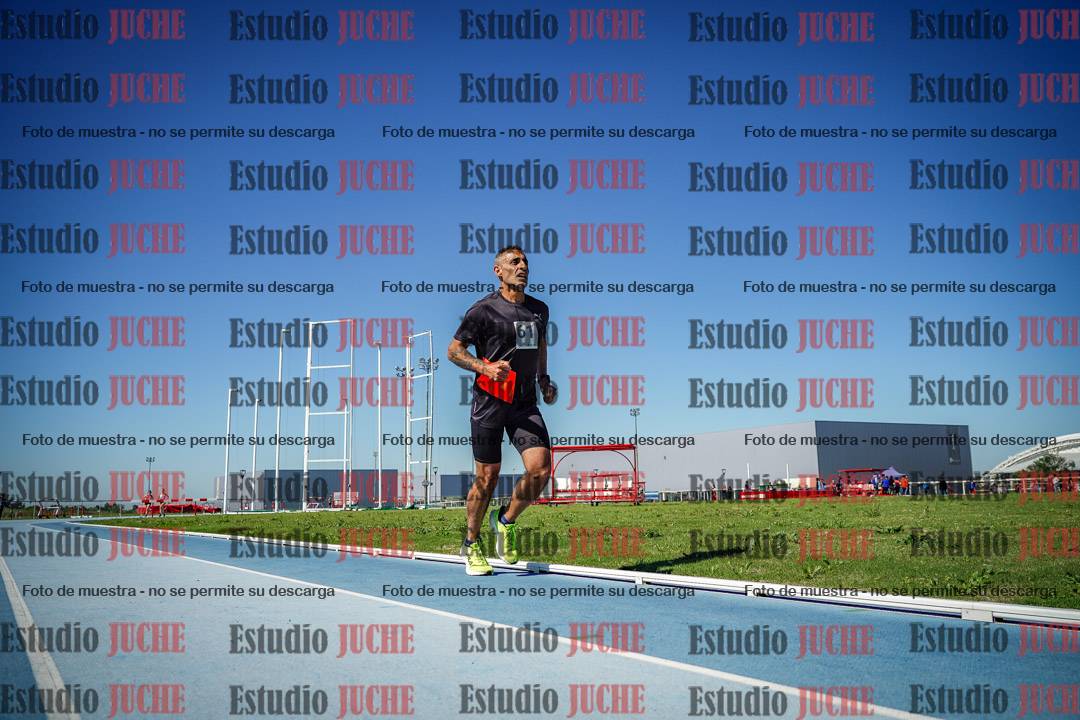 Fotos de los 5000 m de mujeres y varones - serie 2