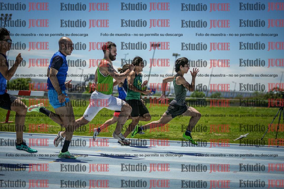 Fotos de los 100 m llanos de varones