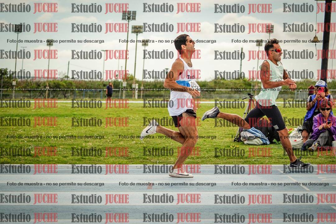 Fotos de los 1000 m llanos de varones
