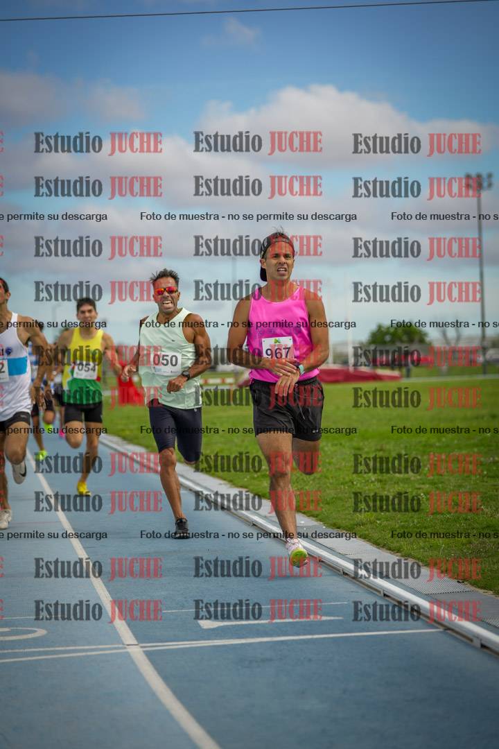 Fotos de los 1000 m llanos de varones