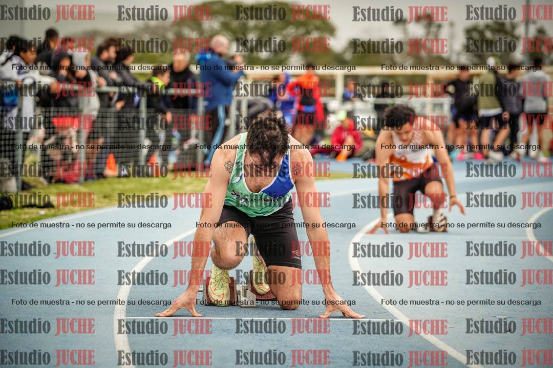 Fotos de los 400 m llanos de varones