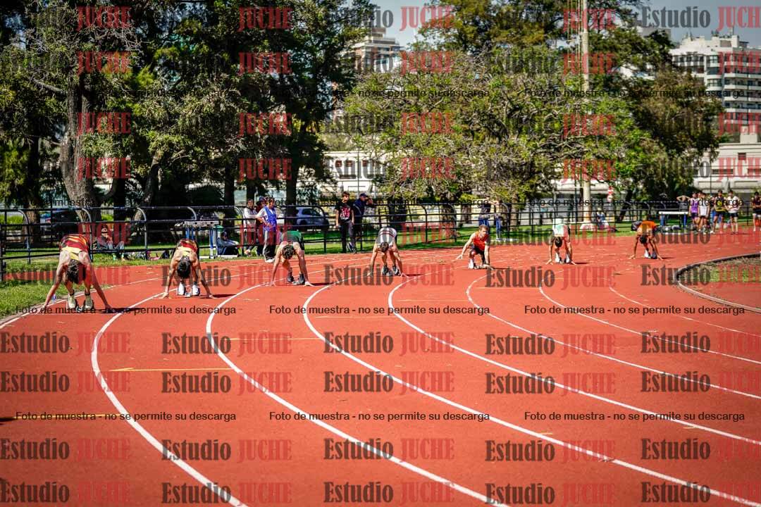 Fotos de los 200 m llanos de varones
