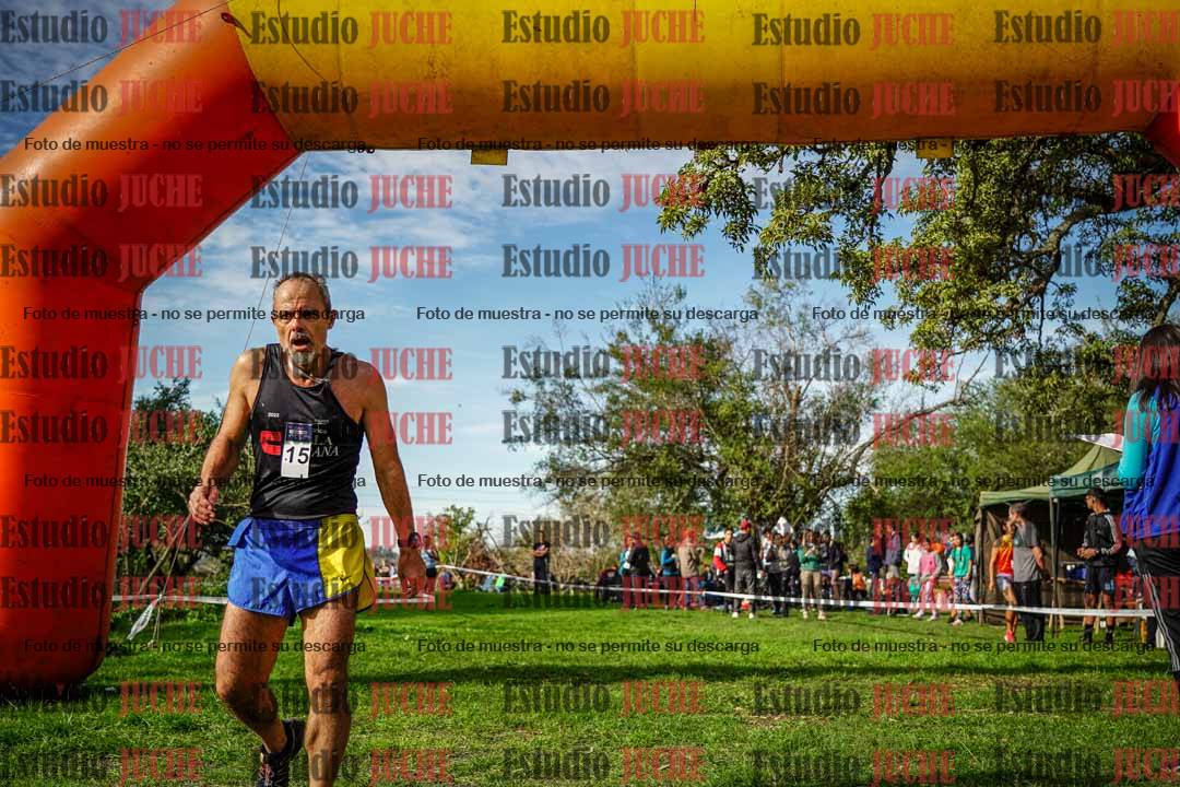 Fotos de la llegada del cross de 4000 m - varones