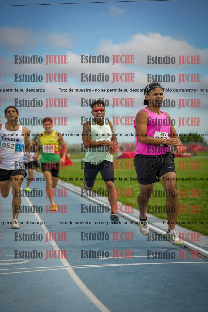 Fotos de los 1000 m llanos de varones