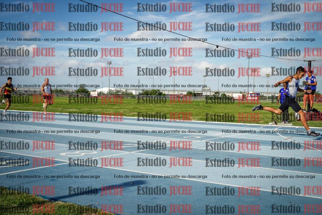 Fotos de los 400 m llanos de varones