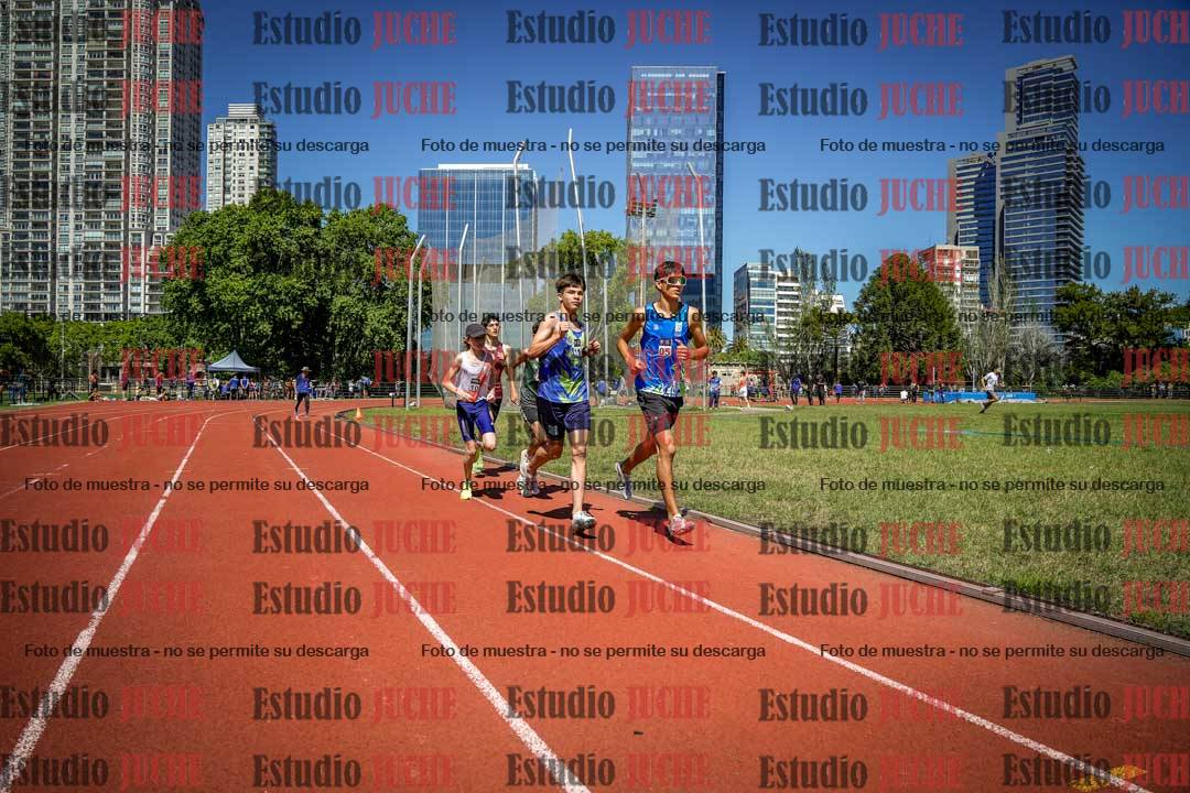 Fotos de los 2400 m llanos de varones