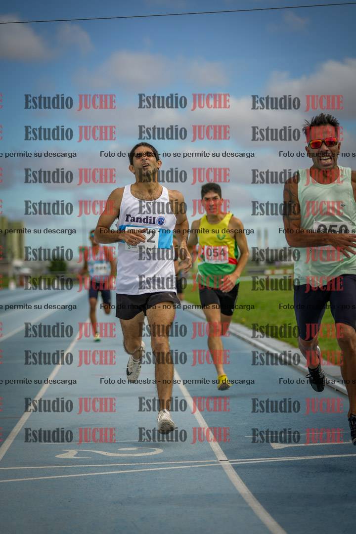 Fotos de los 1000 m llanos de varones