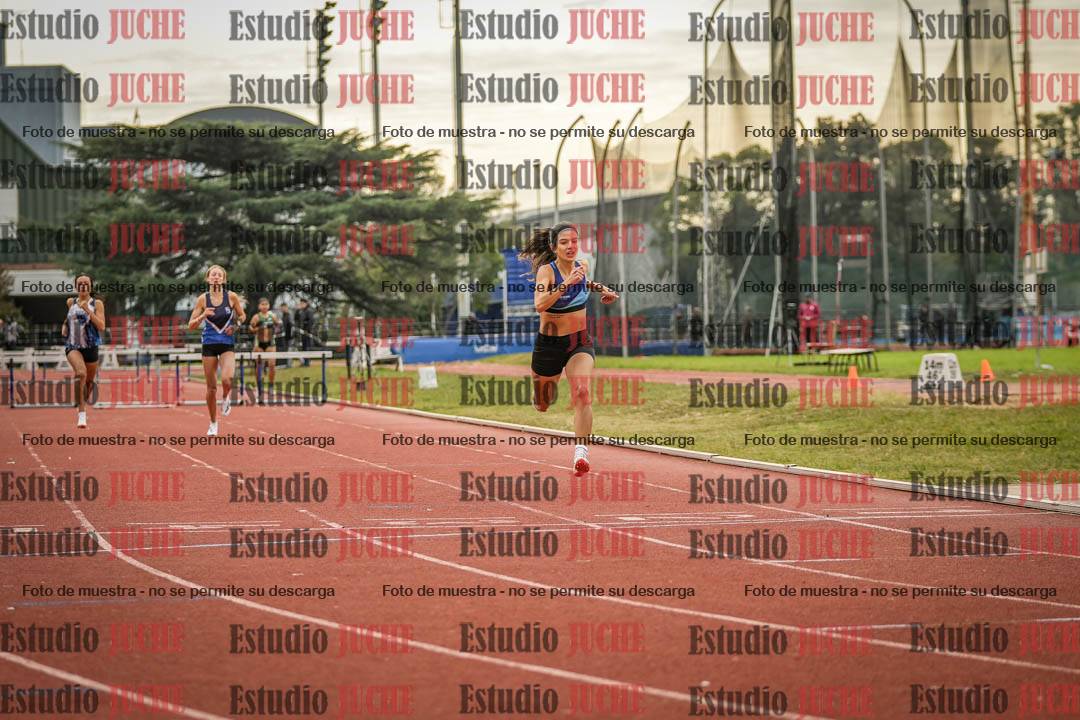 Fotos de los 400 m con vallas de mujeres