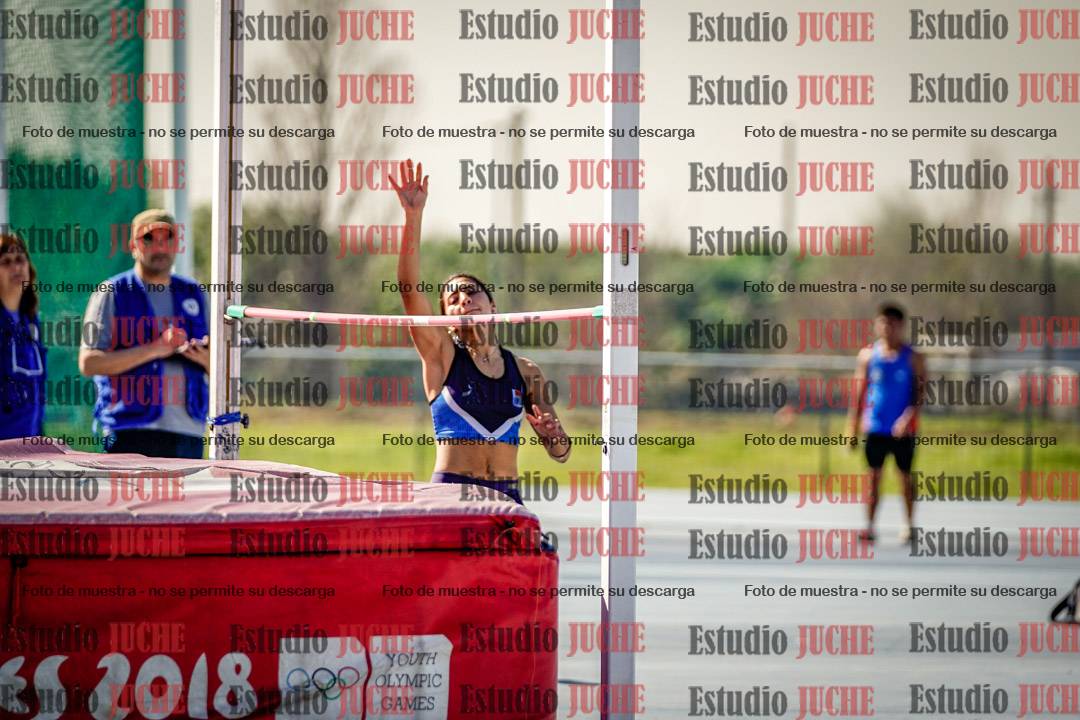 Fotos del salto en alto de mujeres - heptatlón 2