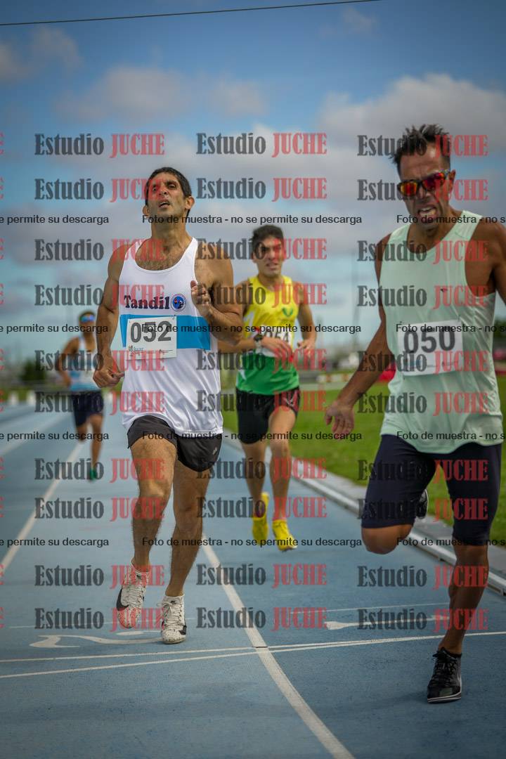 Fotos de los 1000 m llanos de varones