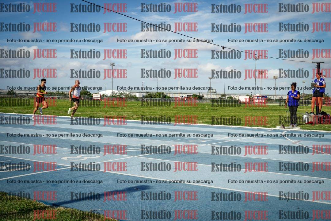 Fotos de los 400 m llanos de varones