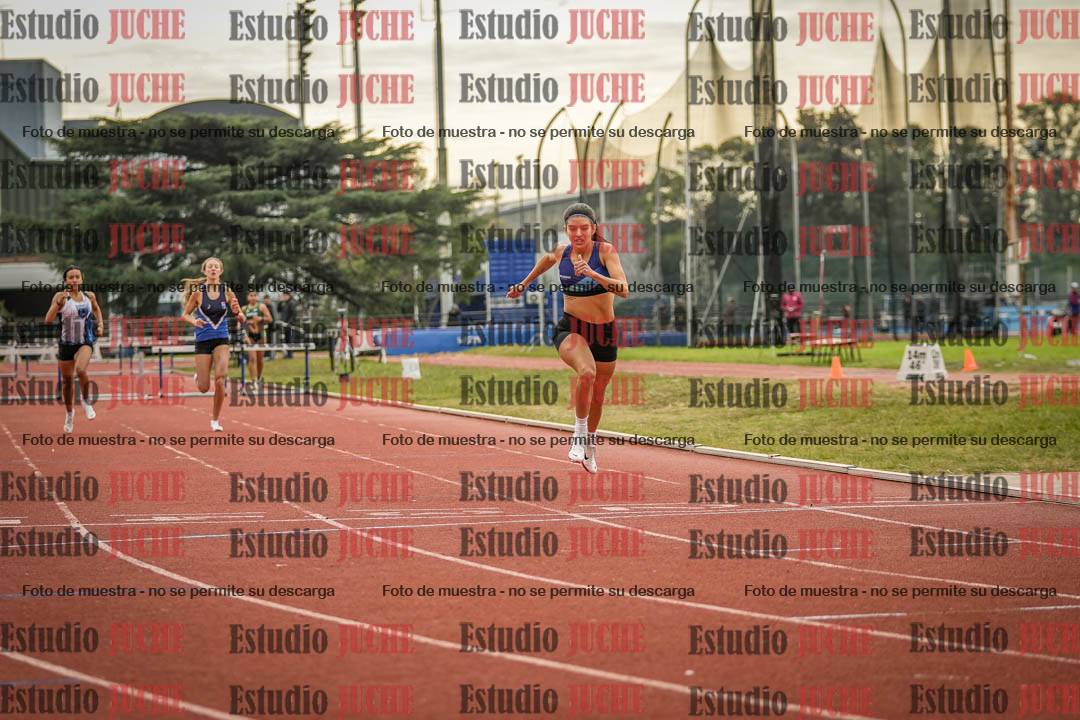 Fotos de los 400 m con vallas de mujeres