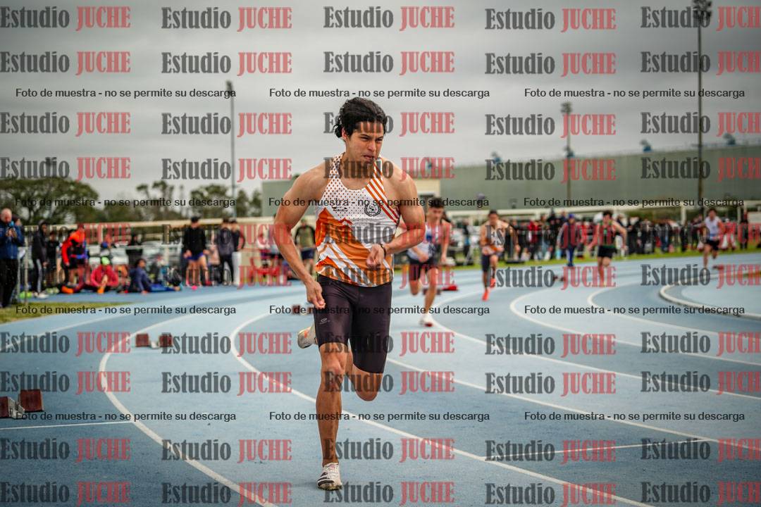Fotos de los 400 m llanos de varones