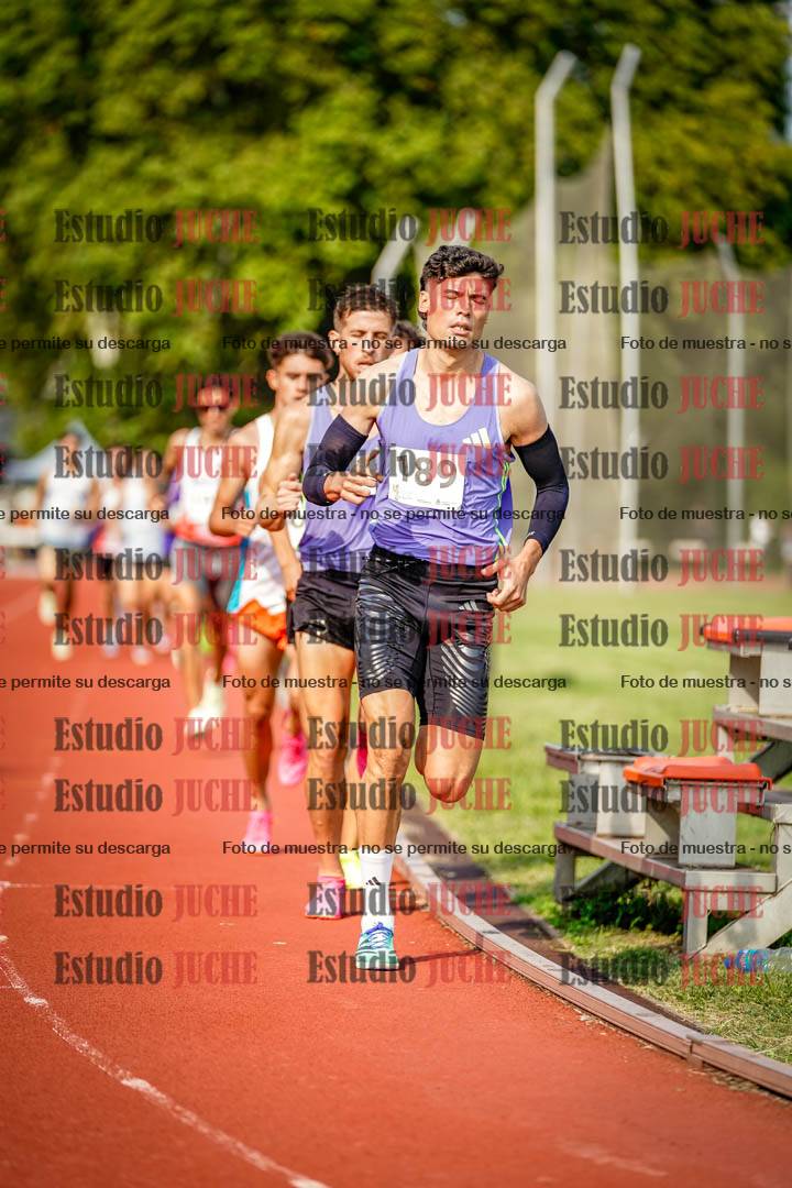 Fotos de los 3000 m llanos de varones