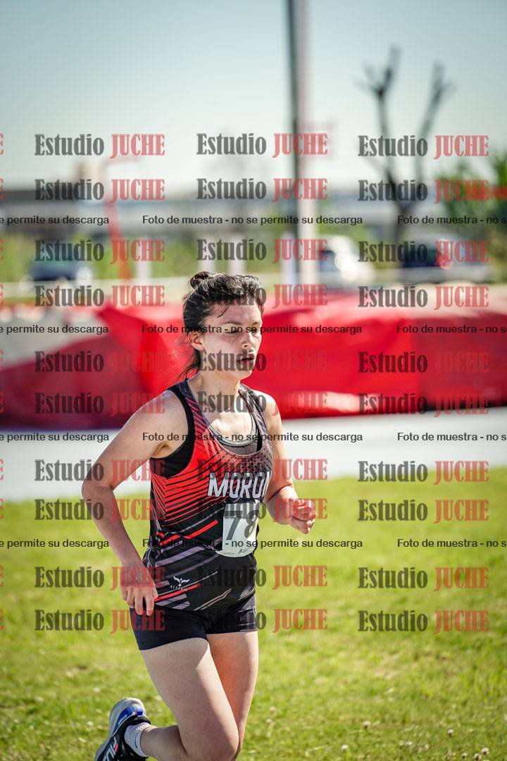 Fotos de los 5000 m de mujeres y varones - serie 2