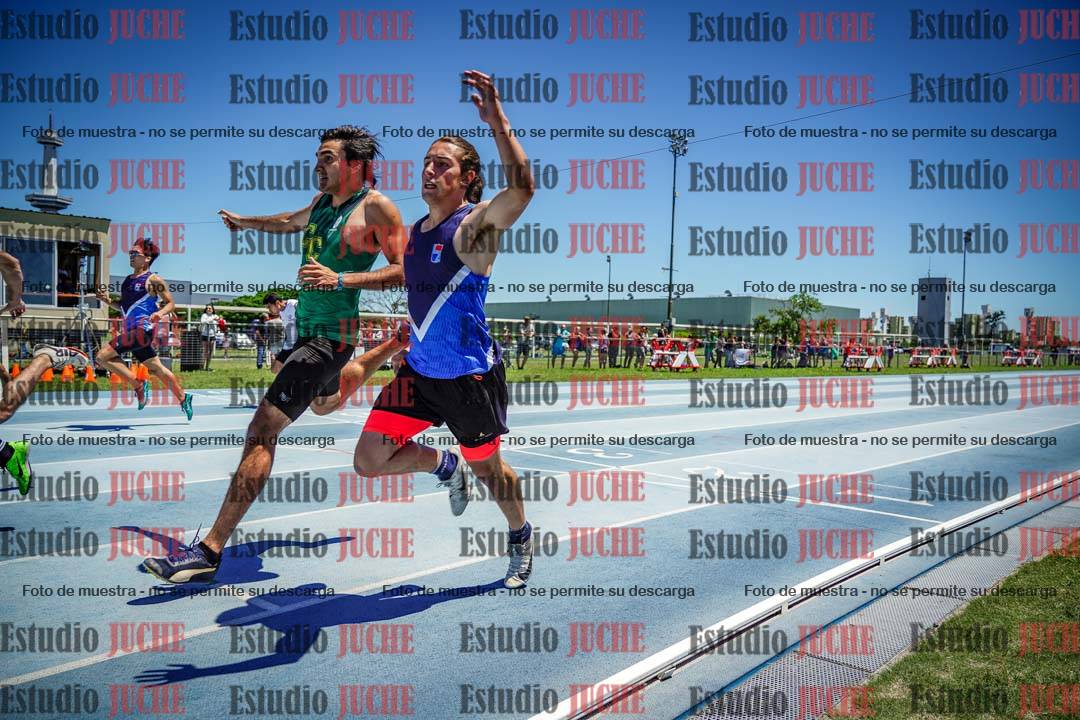 Fotos de los 100 m llanos de varones