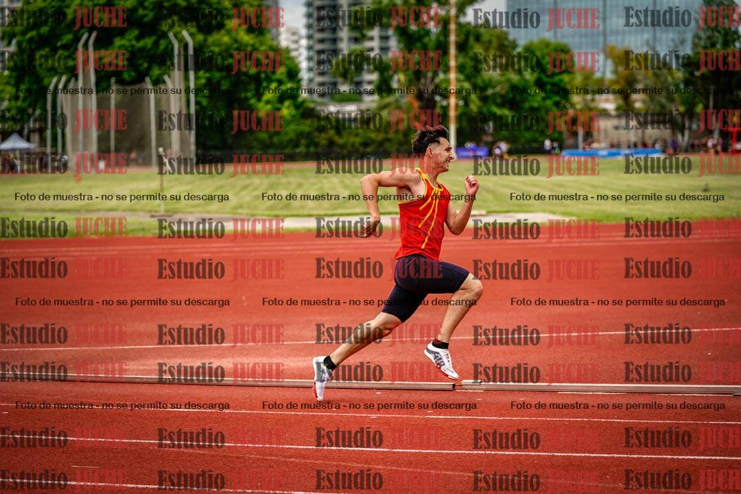 Fotos de los 200 m llanos de varones