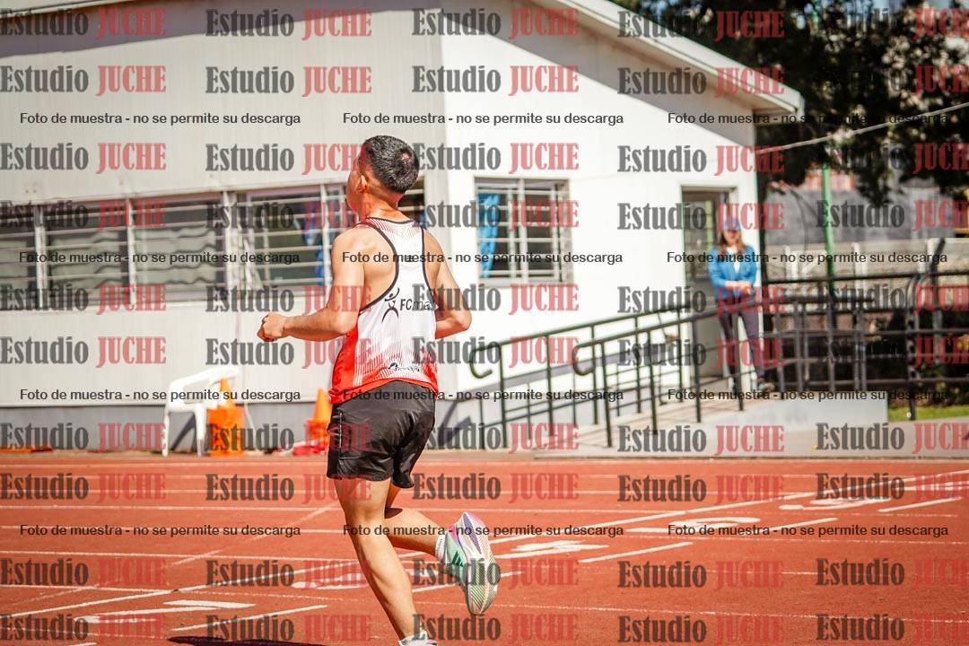 Fotos de los 2400 m de varones